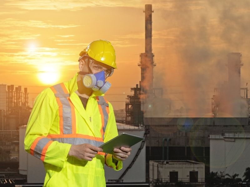 Nhaan viên dầu khí cần có sức khỏe tốt và những kiến thức, kỹ năng liên quan 